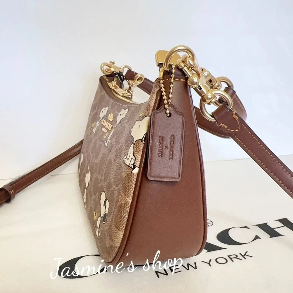 NWT Coach XPeanuts Teri Shoulder Bag With Snoopy CBJ88