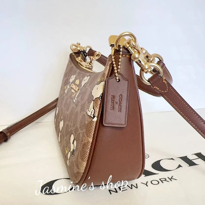 NWT Coach XPeanuts Teri Shoulder Bag With Snoopy CBJ88